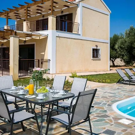 Karavias Trapezaki (Kefalonia)