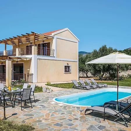 Villa Karavias *